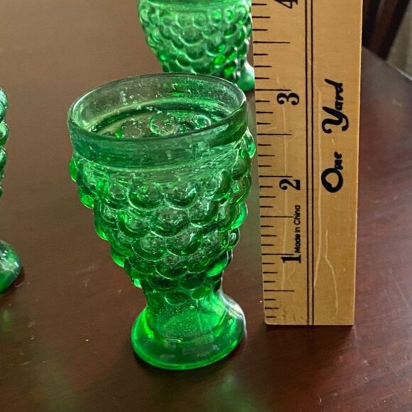 Vintage Green Glass Decanter Set With Hobnail Pattern & 6 Matching Cups 10" Deca - Picture 5 of 6